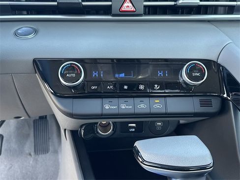 New 2026 Hyundai Elantra Blue image 30