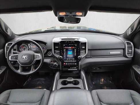 Used 2021 RAM 1500 Big Horn AWD/4WD image 18