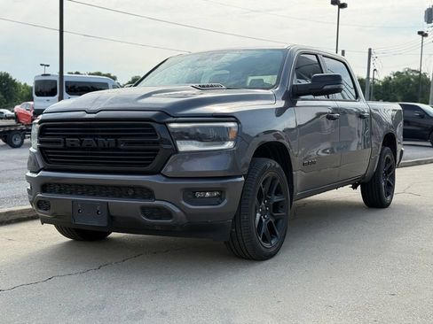 Used 2024 RAM 1500 Laramie AWD/4WD image 2