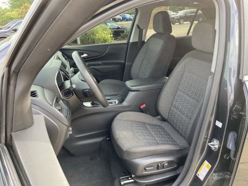 Used 2023 Chevrolet Equinox LT FWD image 18