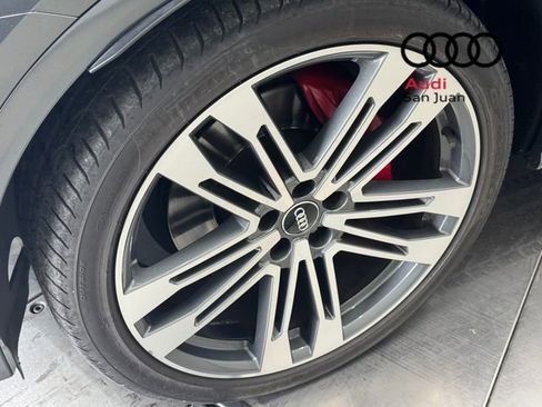 Certified 2018 Audi SQ5 Prestige w/ Prestige Package AWD/4WD image 6