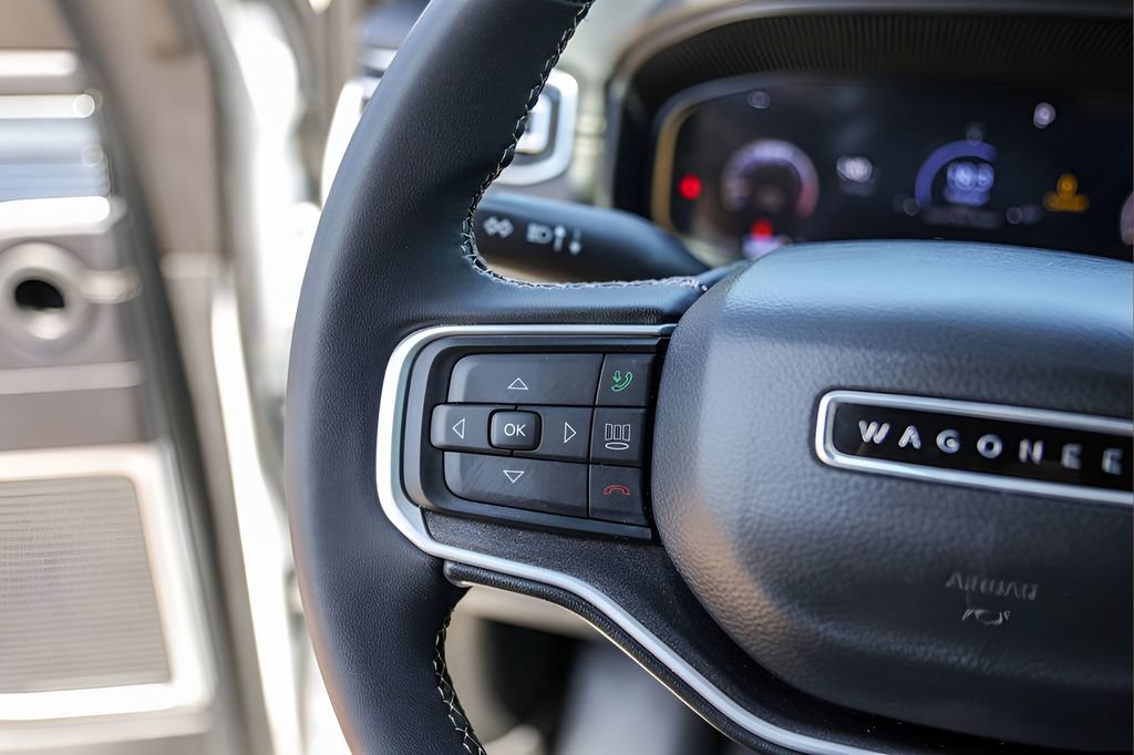 Used 2022 Jeep Wagoneer Series I w/ Convenience Group I RWD image 14