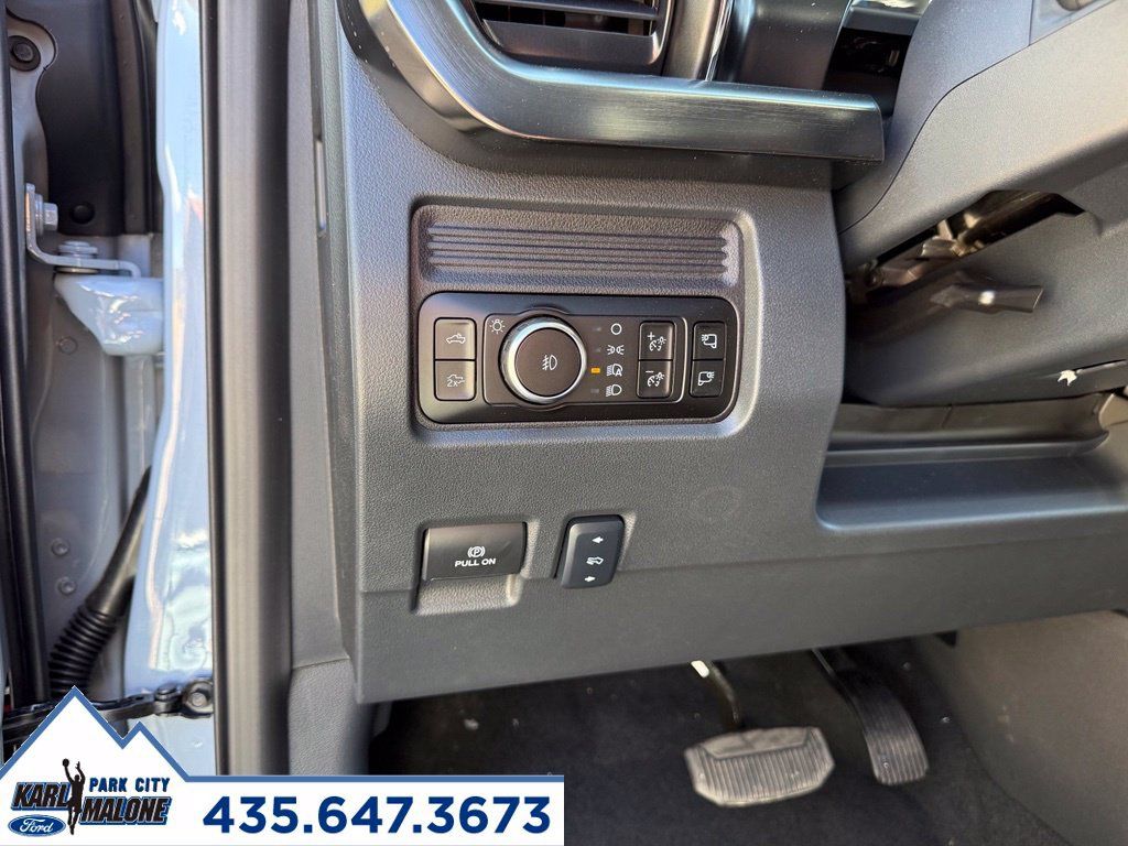 Used 2026 Ford F450 Lariat w/ FX4 Off-Road Package AWD/4WD image 18
