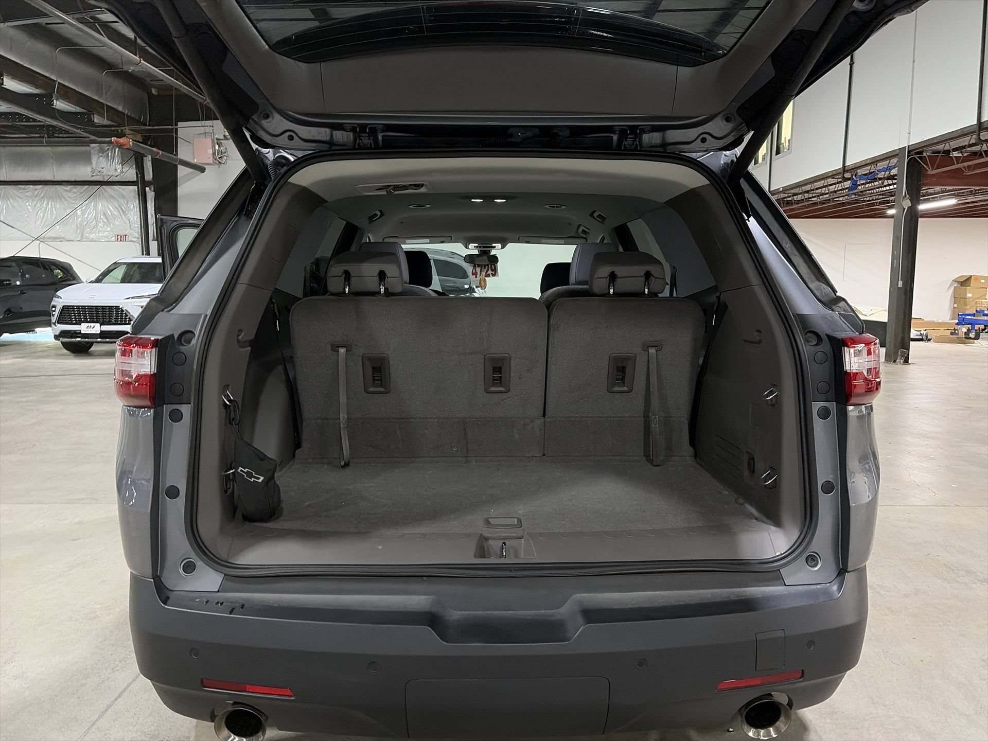 Used 2019 Chevrolet Traverse LT AWD/4WD image 28