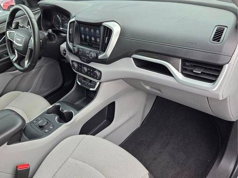 Certified 2024 GMC Terrain SLE w/ Driver Convenience Package FWD image 19
