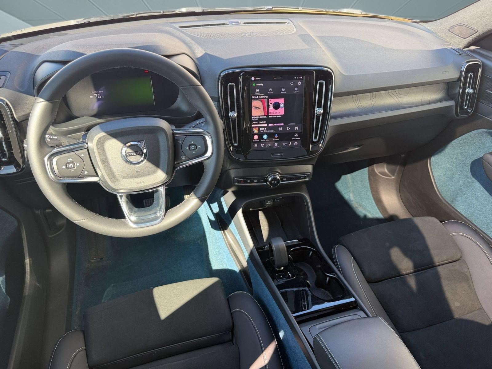 Certified 2023 Volvo C40 P8 Recharge Ultimate AWD/4WD image 16