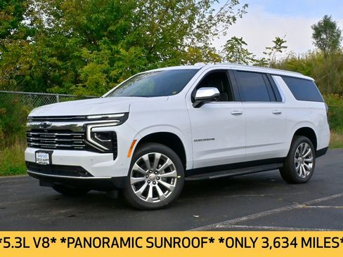 Used 2026 Chevrolet Suburban Premier w/ Sun And Tow Package AWD/4WD image 2