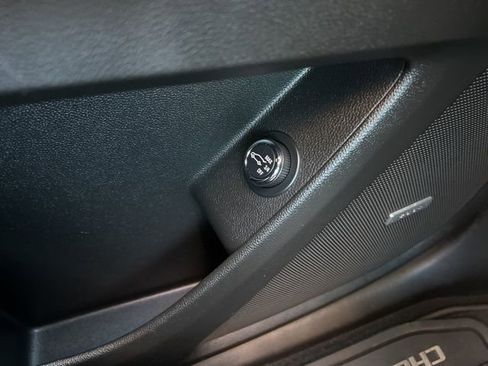 Used 2023 Chevrolet Traverse Premier w/ Redline Edition image 22