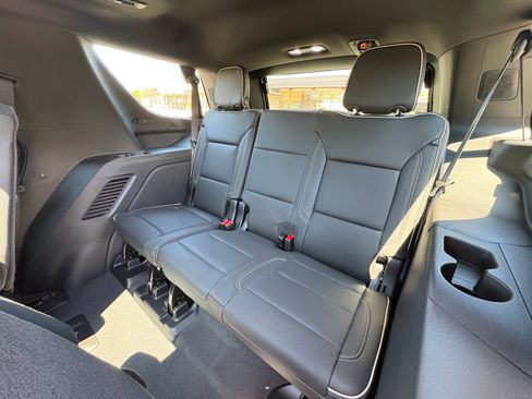 Used 2026 GMC Yukon Elevation w/ Elevation Premium Package AWD/4WD image 23