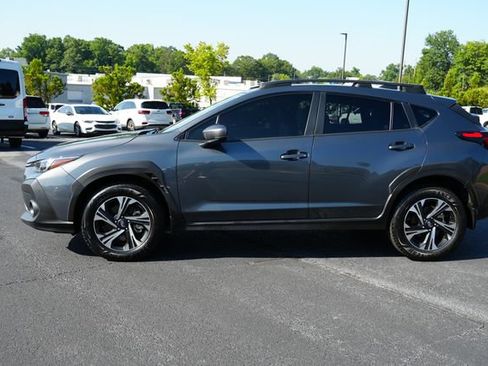 Used 2024 Subaru Crosstrek 2.0i Premium AWD/4WD image 4