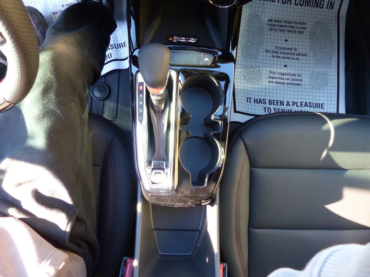 Used 2026 Chevrolet Trax RS w/ Sunroof Package FWD image 36