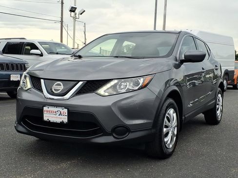 Used 2019 Nissan Rogue Sport S AWD/4WD image 3