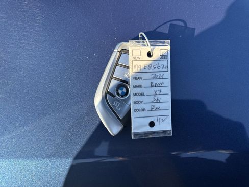 Used 2021 BMW X7 xDrive40i w/ Premium Package image 39