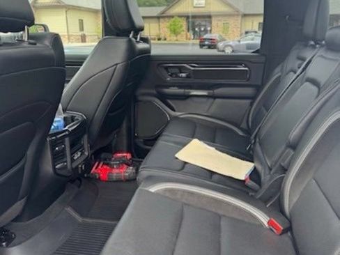 Used 2022 RAM 1500 Laramie AWD/4WD image 6