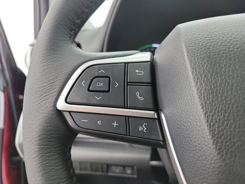 Used 2025 Toyota Sienna XLE w/ XLE Plus Package FWD image 24