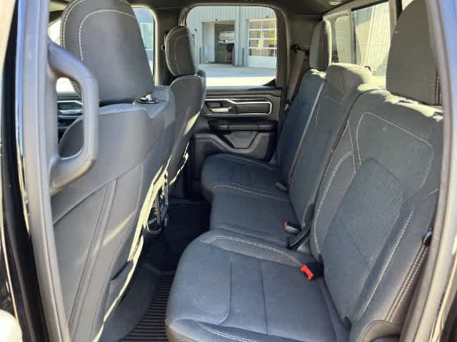Used 2022 RAM 1500 Big Horn AWD/4WD image 16