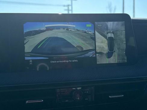 Used 2025 Nissan Kicks SR w/ SR Premium Package image 33