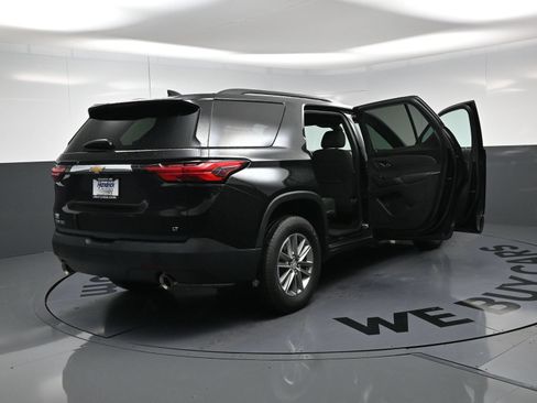 Used 2023 Chevrolet Traverse LT FWD image 24