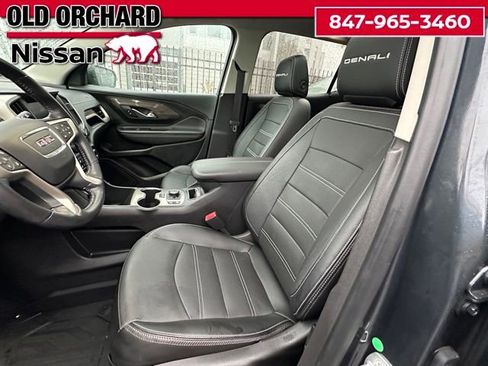 Used 2022 GMC Terrain Denali w/ Denali Premium Package image 16