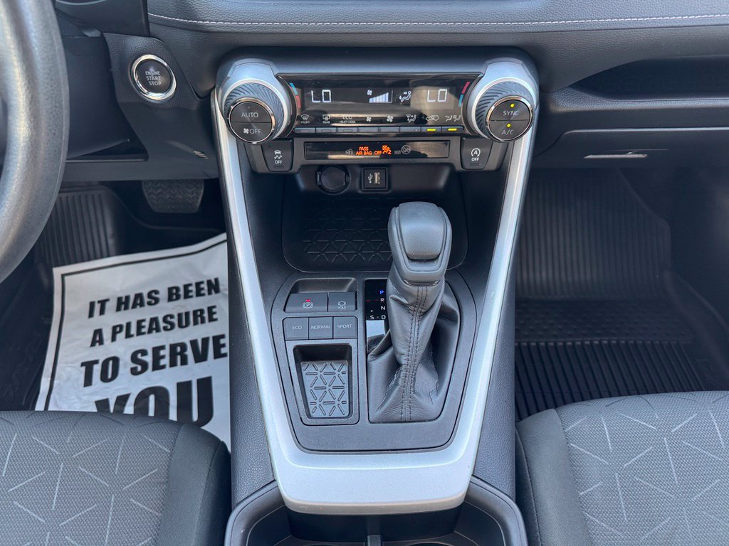 Used 2023 Toyota RAV4 XLE FWD image 26