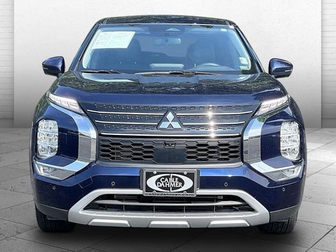Used 2024 Mitsubishi Outlander SE AWD/4WD image 2