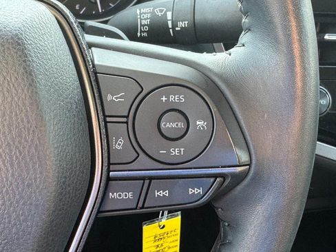 Certified 2022 Toyota Camry SE FWD image 20