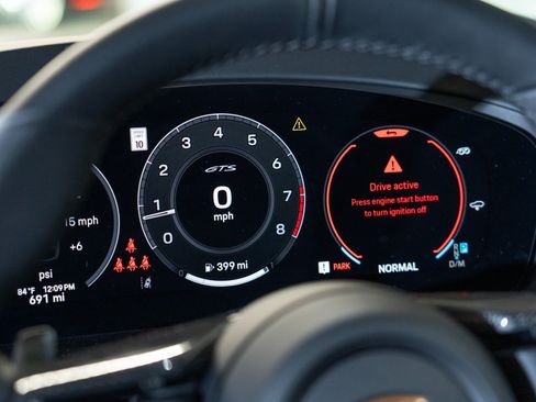 Certified 2026 Porsche Cayenne GTS AWD/4WD image 18