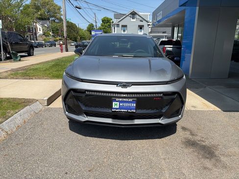 New 2025 Chevrolet Equinox EV RS w/ Convenience Package II AWD/4WD image 8