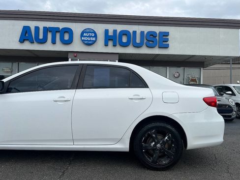 Used 2011 Toyota Corolla LE FWD image 35