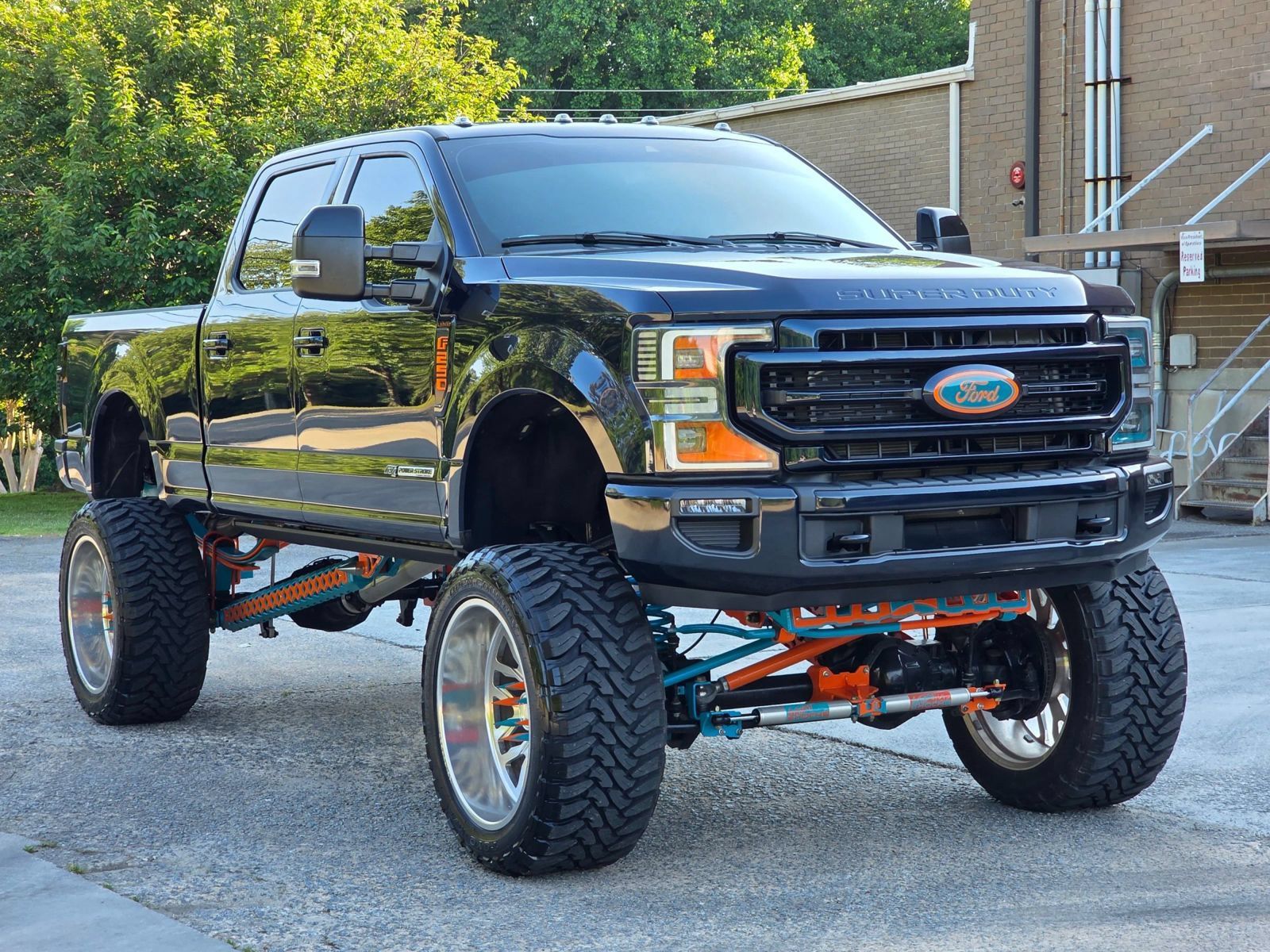 Used 2022 Ford F250 Lariat w/ Black Appearance Package AWD/4WD image 9