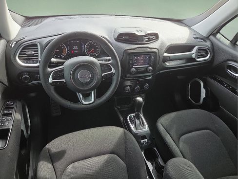 Used 2020 Jeep Renegade Sport image 11