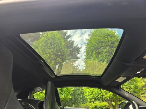Used 2018 Jaguar F-TYPE Coupe RWD image 26
