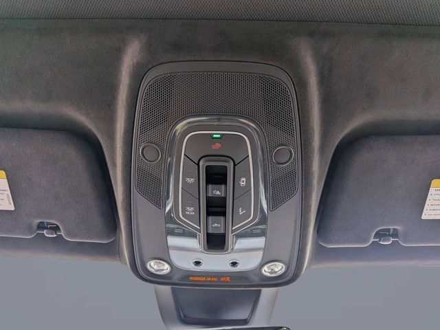 Used 2024 Lamborghini Urus S AWD/4WD image 32