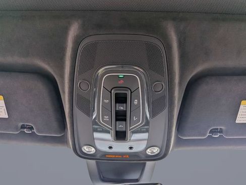 Used 2024 Lamborghini Urus S AWD/4WD image 32