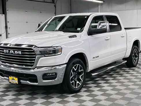 Used 2025 RAM 1500 Laramie w/ Trailer Tow Group AWD/4WD image 12