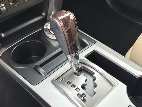 Used 2016 Toyota 4Runner Limited image 35