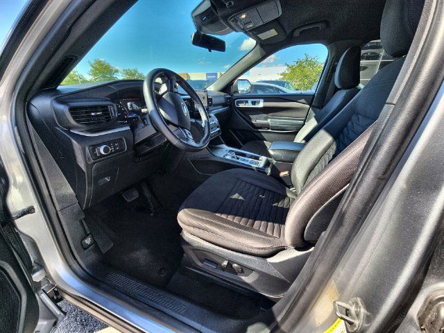 Used 2020 Ford Explorer XLT RWD image 10