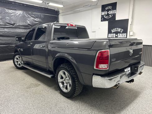 Used 2015 RAM 1500 Laramie w/ Convenience Group AWD/4WD image 4