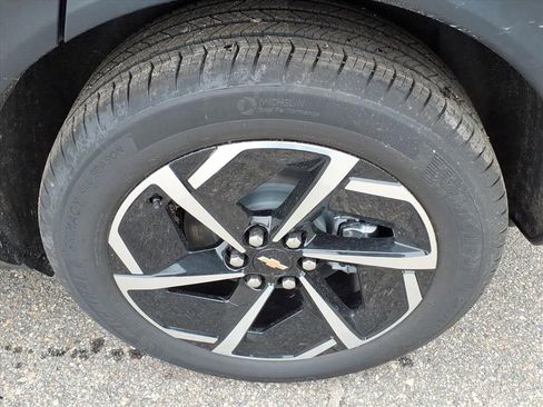 New 2026 Chevrolet Equinox EV LT w/ LPO, All-Weather Mat Package image 9