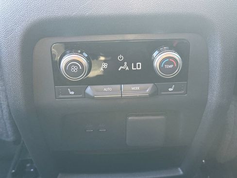 New 2026 GMC Acadia Denali w/ Super Cruise Package AWD/4WD image 30