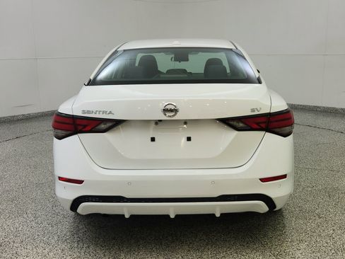 Used 2022 Nissan Sentra SV FWD image 6