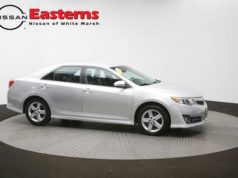 Used 2014 Toyota Camry SE FWD image 46