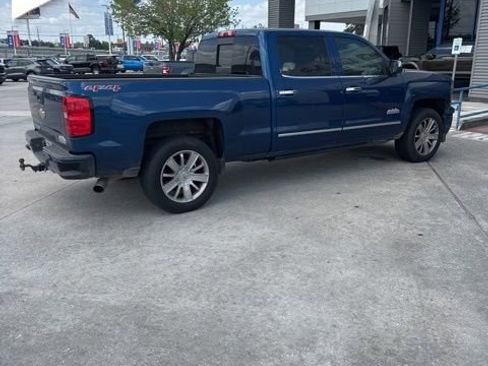 Used 2015 Chevrolet Silverado 1500 High Country w/ High Country Premium Package image 3