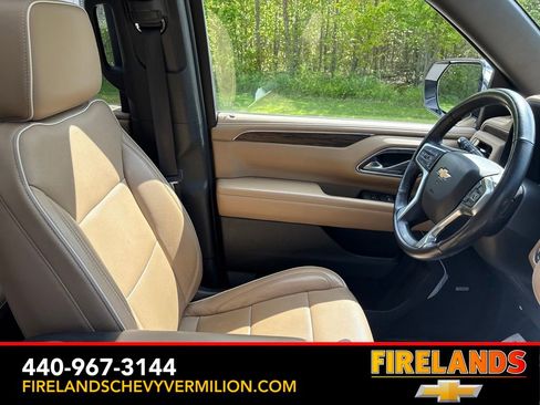Used 2021 Chevrolet Tahoe Premier w/ Premium Package AWD/4WD image 38