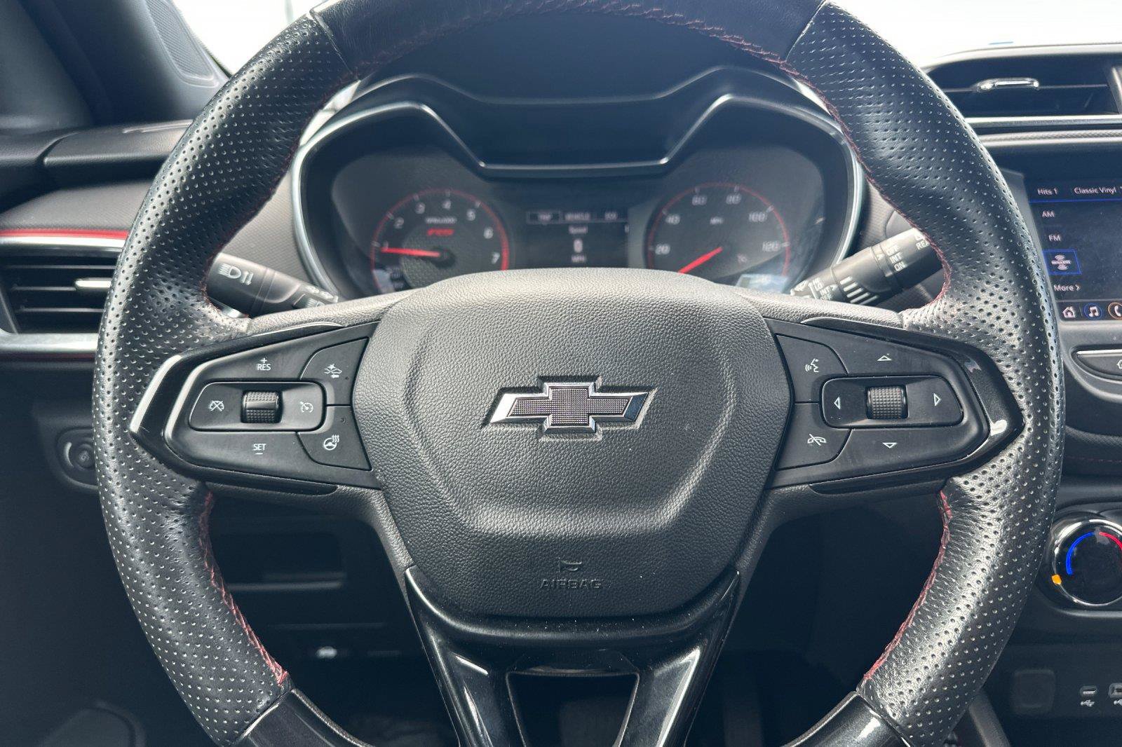 Used 2022 Chevrolet TrailBlazer RS FWD image 22