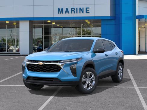 New 2026 Chevrolet Trax LS FWD image 6