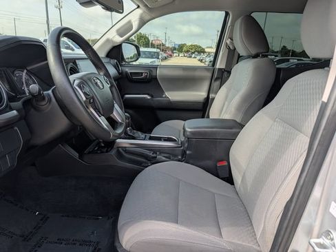 Used 2023 Toyota Tacoma SR5 RWD image 25