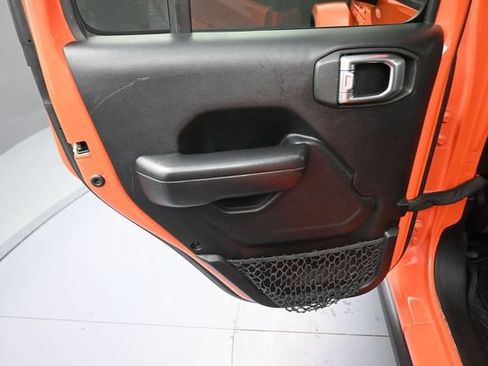 Used 2019 Jeep Wrangler Unlimited Rubicon AWD/4WD image 26