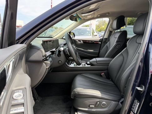 Certified 2026 Genesis GV80 2.5T AWD/4WD image 9