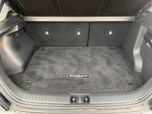 Certified 2023 Hyundai Kona SEL w/ Convenience Package image 15